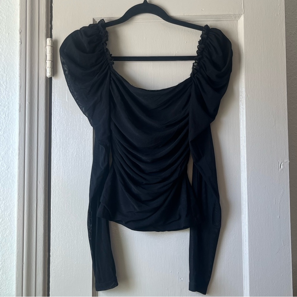 Mesh puff shoulder long sleeve top